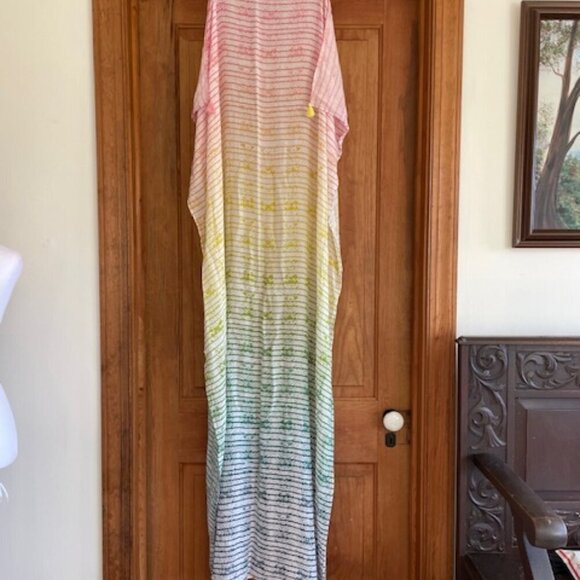 STELLA & DOT Large Pastel Oblong Scarf Wrap Sarong Tassel Corners - Picture 10 of 13